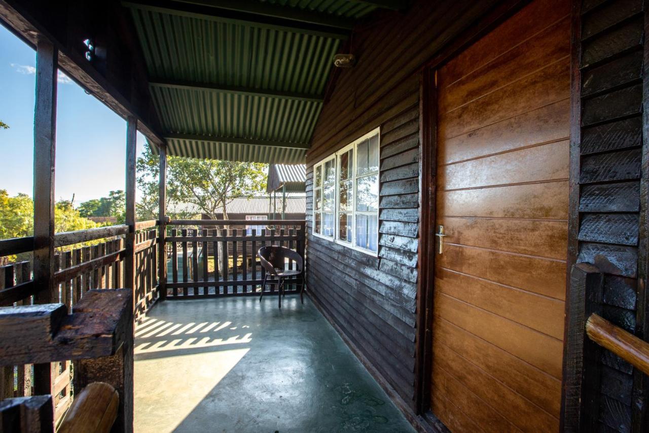 Pecan Bush Lodge Magaliesburg Eksteriør billede